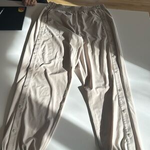 Lulu joggers